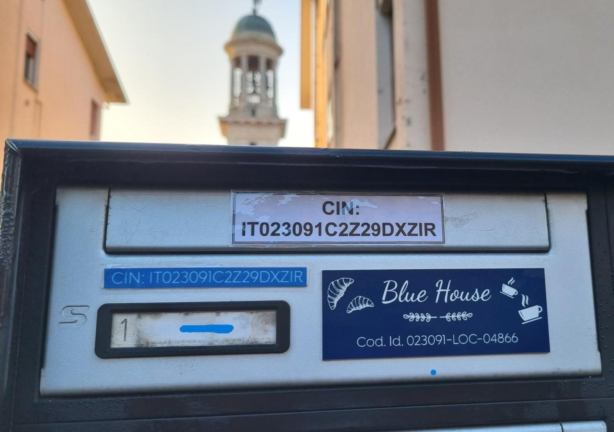 Blue House Apartment - San Massimo ורונה מראה חיצוני תמונה